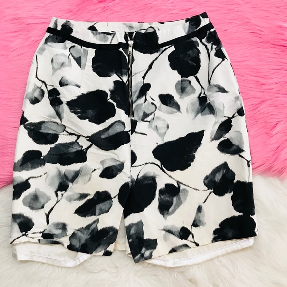 Milly leaf patterned mini skirt - Picture 3 of 6